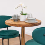 round-reclaimed-timber-cafe-&-bistro-table-rose-gold-round-leg-style-6