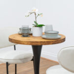 round-reclaimed-timber-cafe-&-bistro-table-black-round-leg-style-6