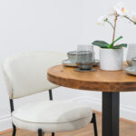 round-reclaimed-timber-cafe-&-bistro-table-black-square-leg-style-5