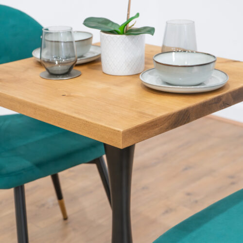 black-round-cafe-&-bistro-table-reclaimed-timber-style-5